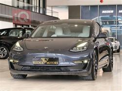 تسلا موديل 3